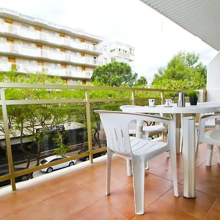 Pentathlon 2 Planet Costa Dorada 公寓
